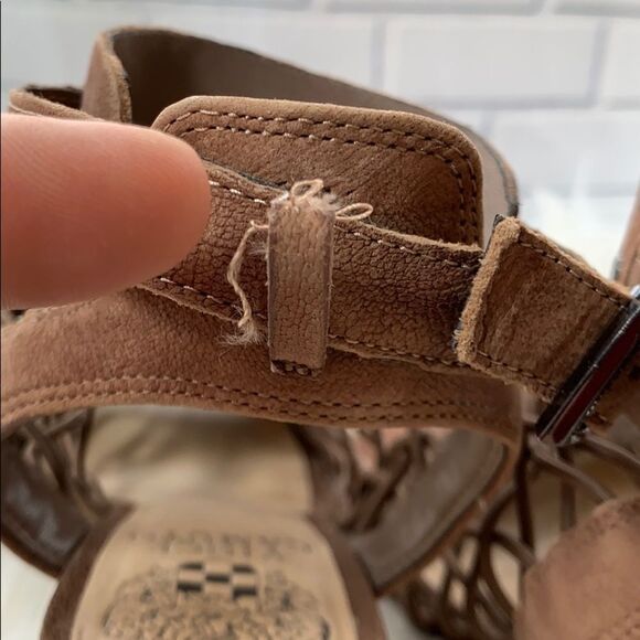 Vince Camuto Strappy Ankle Wrap Sandals Size 38/8 - Picture 6 of 6